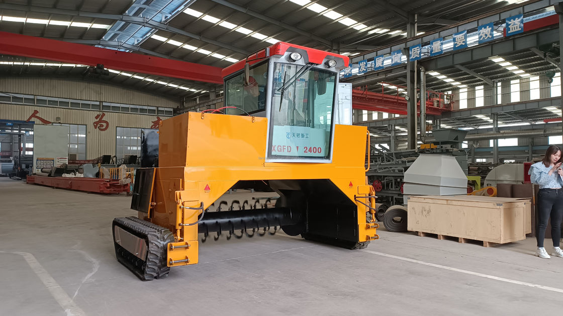 TCシリーズ クローラー型 有機廃棄物発酵装置 コンポストターナーマシン