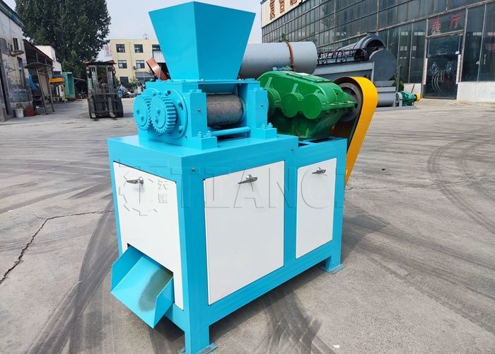 1-5 T/H Ure 肥料 granulator 供給業者 ローラープレス granulator 化合物肥料を作る機械 販売