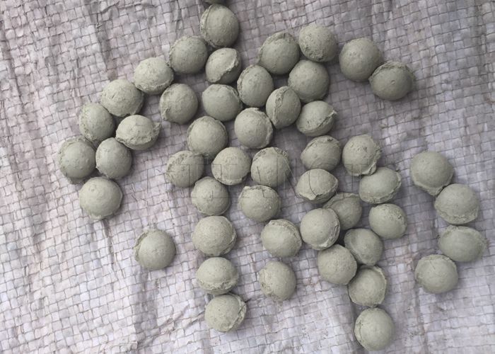 ローラー粒化 NPK 肥料粒化器 乾燥粉末 円形または不規則な形