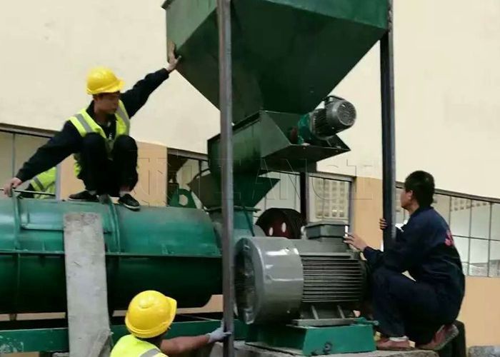 堆肥肥料の粒化機器 生産ライン 有機肥料のペレットを作る機械