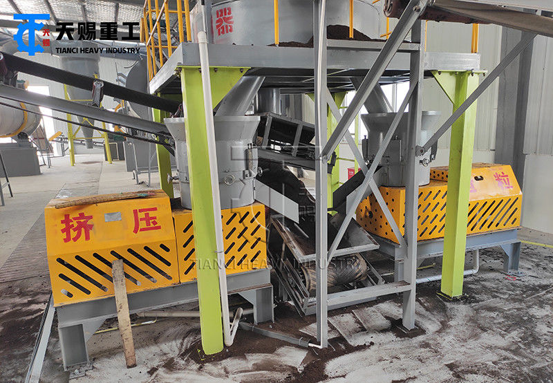 有機肥料の粒子の生産ライン 牛肥料の堆肥 Granulator バイオマスのフラットダイ生産ライン