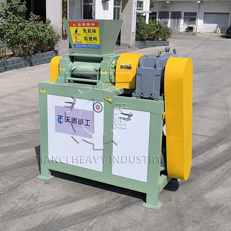 NPK 肥料粒を作る機械 製造業者 先進的なダブルロール粒機 有機肥料粒機