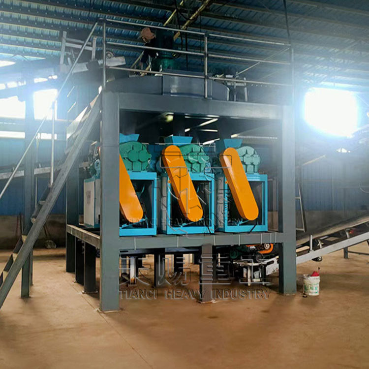 NPK 肥料粒を作る機械 製造業者 先進的なダブルロール粒機 有機肥料粒機