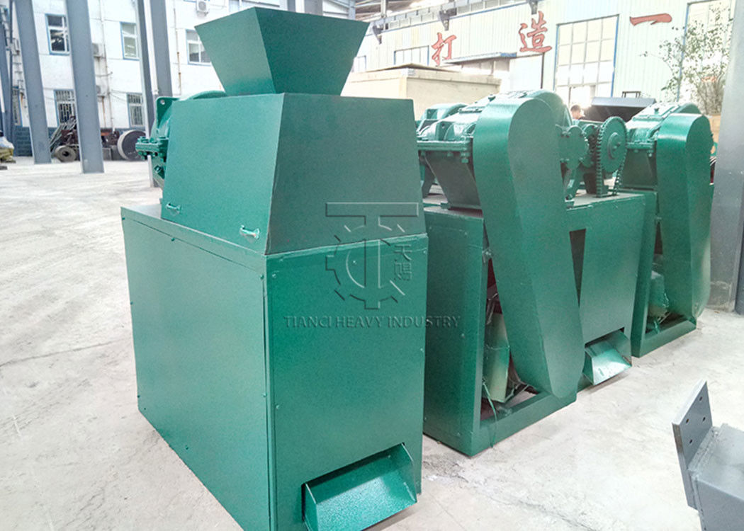 ロシアの赤いMOP ドライロールプレス granulatorマシン ロシアの赤いMOP 挤出 granulation生産ライン